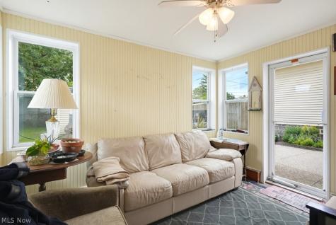 4112 W 158th Street Cleveland OH 44135