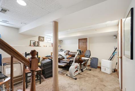 4112 W 158th Street Cleveland OH 44135