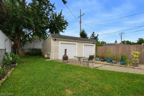 4112 W 158th Street Cleveland OH 44135