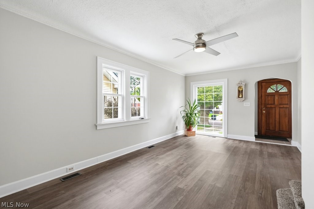 4112 W 158th Street Cleveland OH 44135