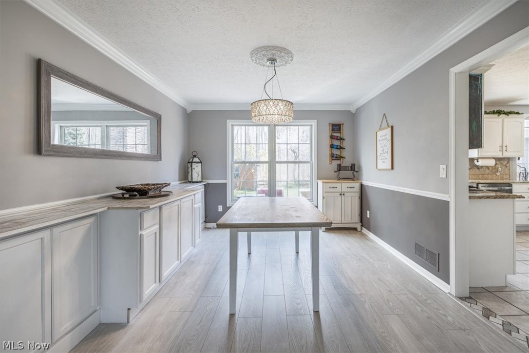 5476 Jacqueline Lane North Olmsted OH 44070