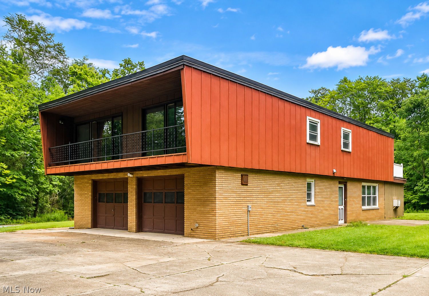 Chardon OH, 12099 Bradford Drive