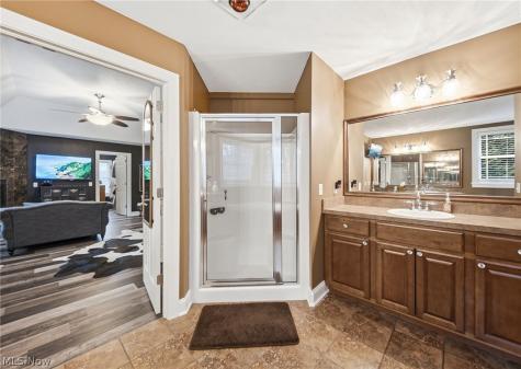 253 Anne Marie Court Hinckley OH 44233