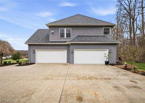 253 Anne Marie Court Hinckley OH 44233
