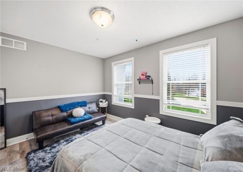 253 Anne Marie Court Hinckley OH 44233