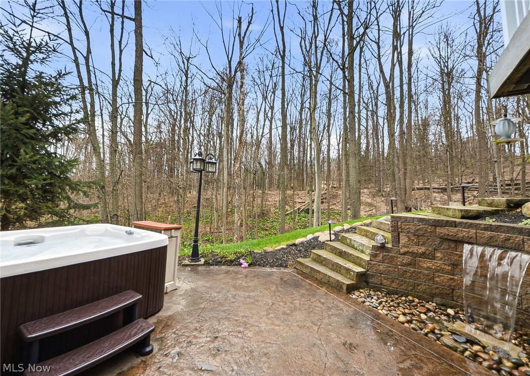 253 Anne Marie Court Hinckley OH 44233