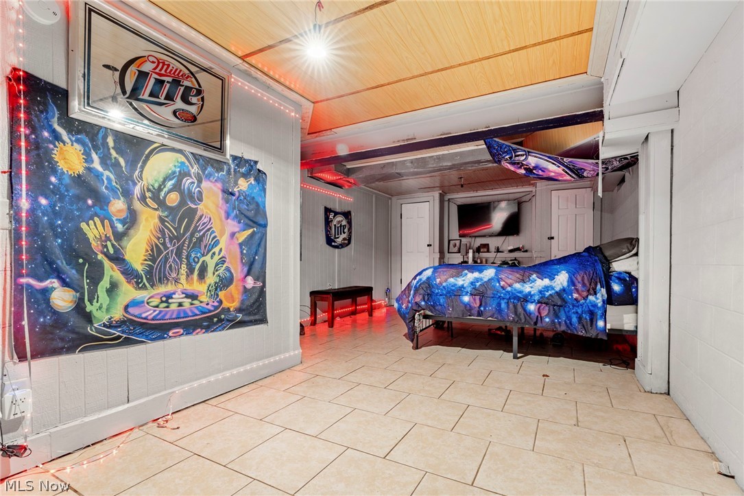 5616 Faircrest Street SW Canton OH 44706