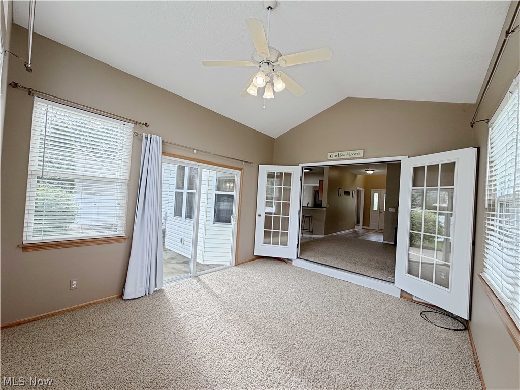 921 Lockwood Road Barberton OH 44203