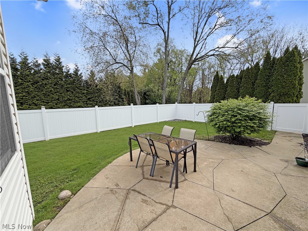 921 Lockwood Road Barberton OH 44203