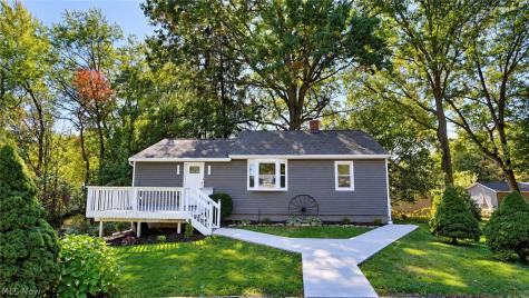 1714 Woods Road Akron OH 44306