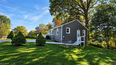 1714 Woods Road Akron OH 44306