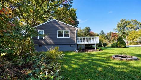 1714 Woods Road Akron OH 44306