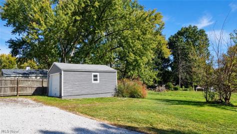 1714 Woods Road Akron OH 44306