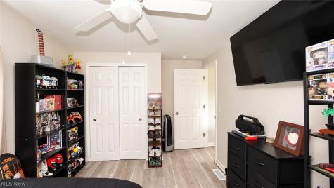 1714 Woods Road Akron OH 44306