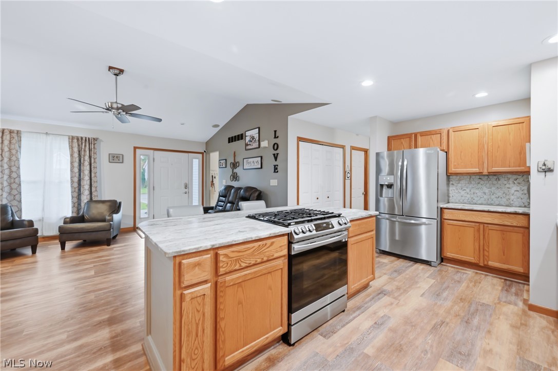 891 Jerry Drive Hubbard OH 44425