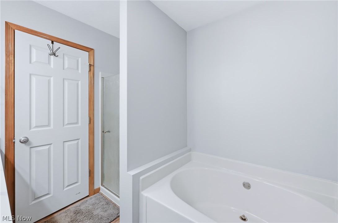 891 Jerry Drive Hubbard OH 44425
