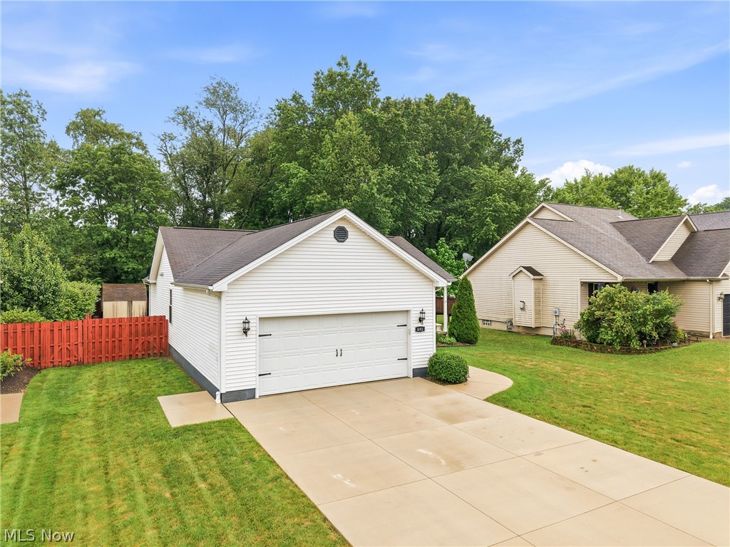 891 Jerry Drive Hubbard OH 44425