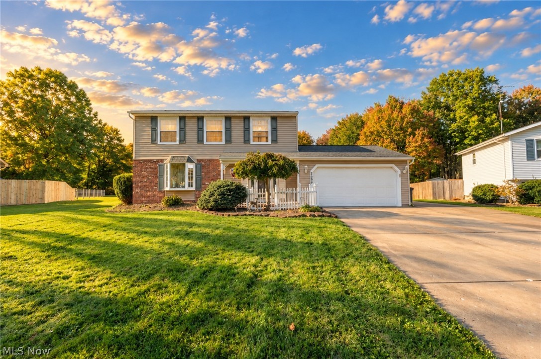 2594 Lydia Drive SW Lordstown OH 44481