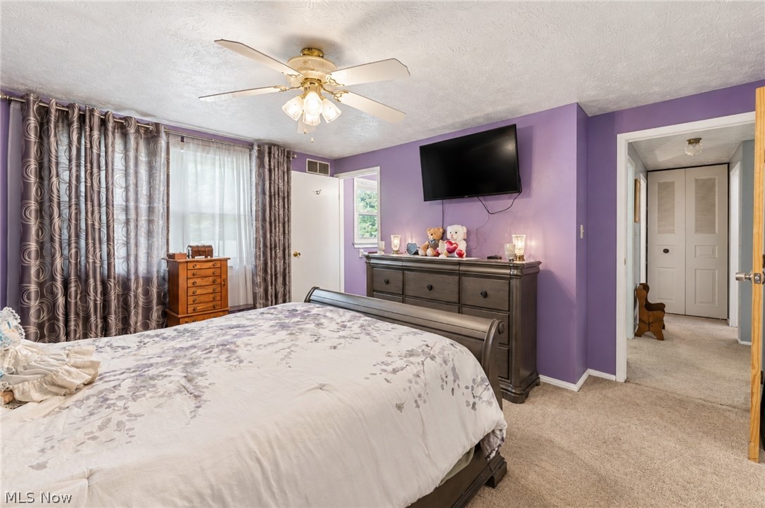 2594 Lydia Drive SW Lordstown OH 44481
