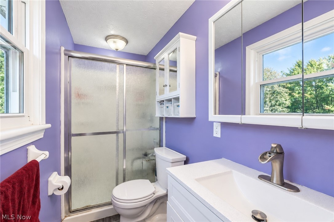 2594 Lydia Drive SW Lordstown OH 44481