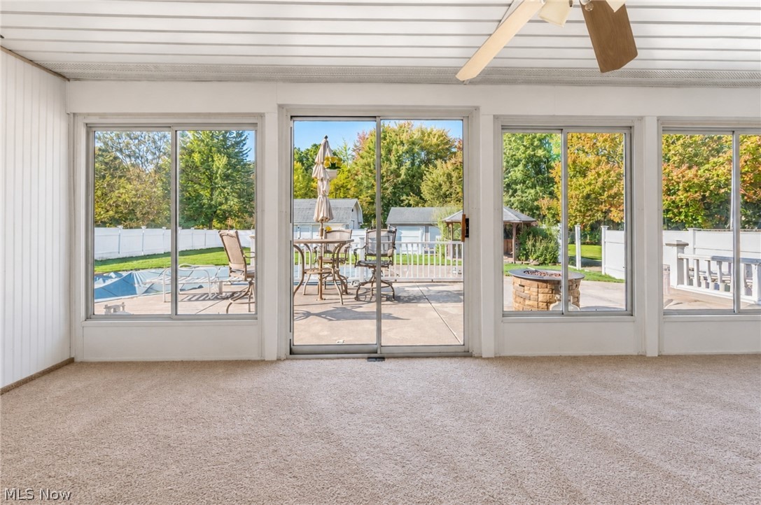 2594 Lydia Drive SW Lordstown OH 44481