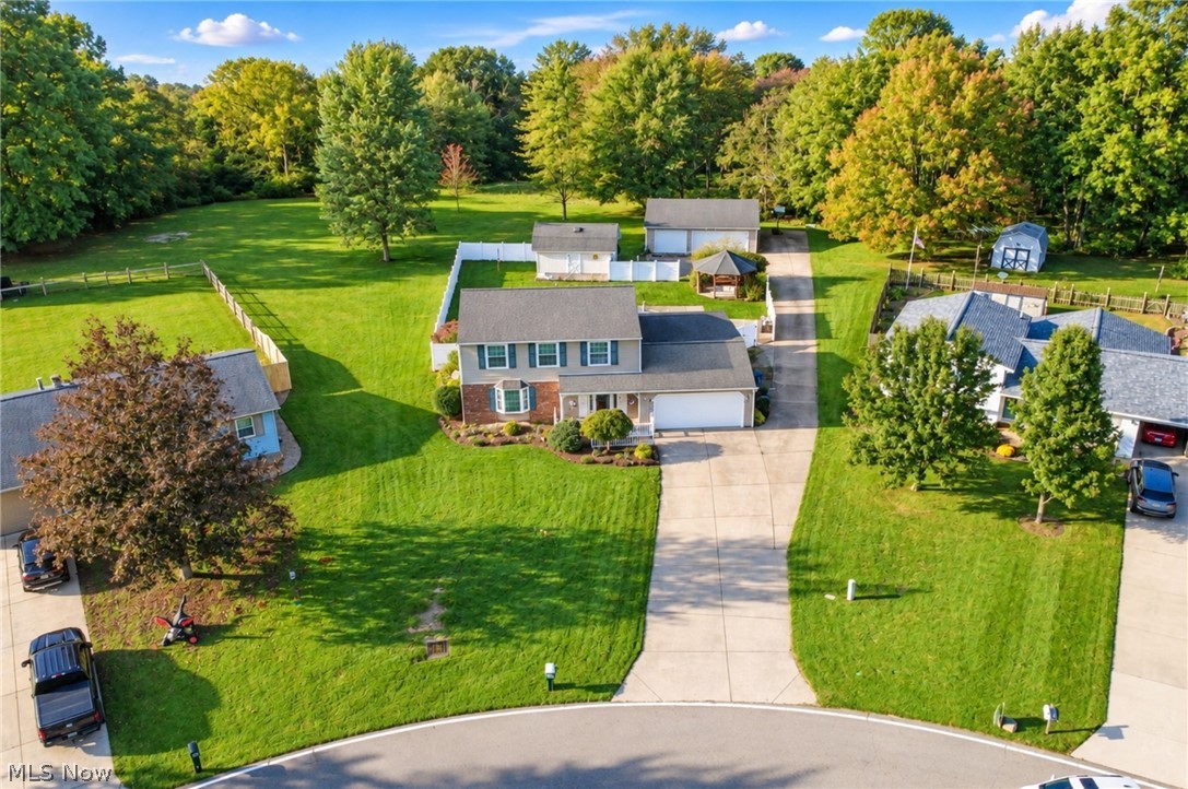 2594 Lydia Drive SW Lordstown OH 44481
