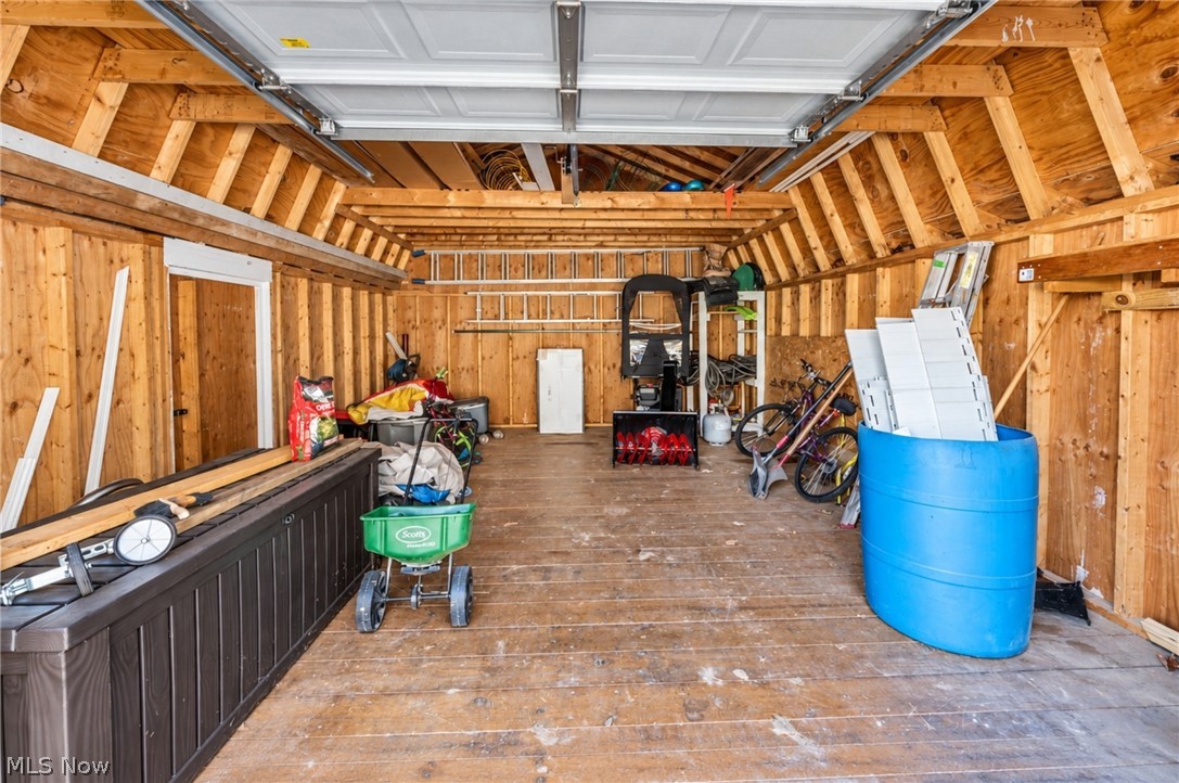 2594 Lydia Drive SW Lordstown OH 44481