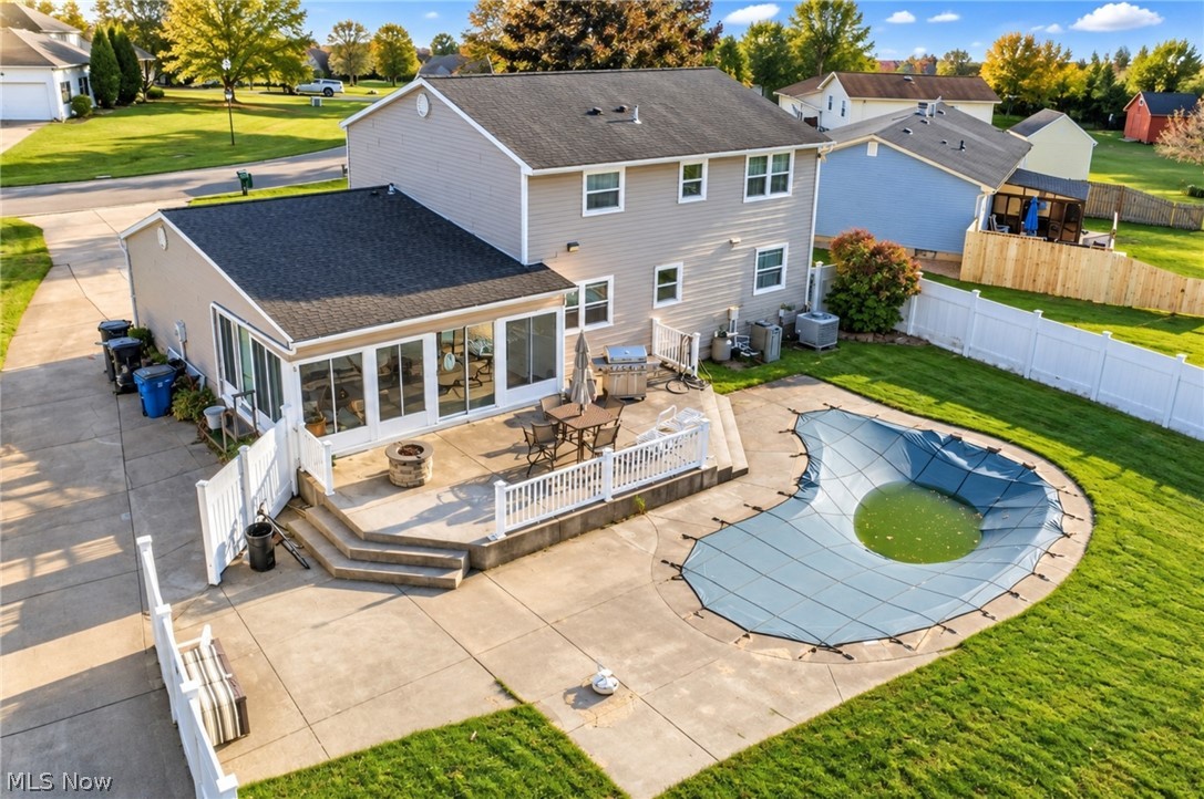 2594 Lydia Drive SW Lordstown OH 44481