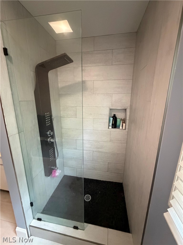 8120 Daventree Drive Brecksville OH 44141
