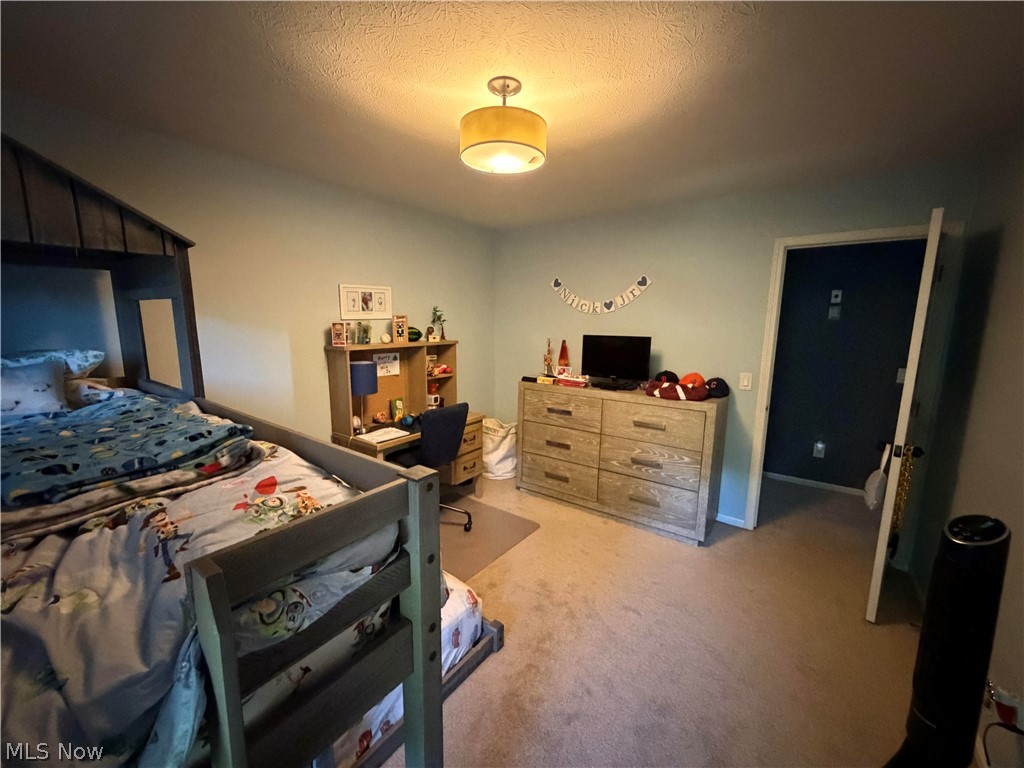 8120 Daventree Drive Brecksville OH 44141