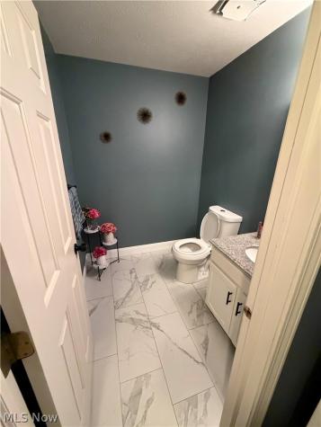 8120 Daventree Drive Brecksville OH 44141
