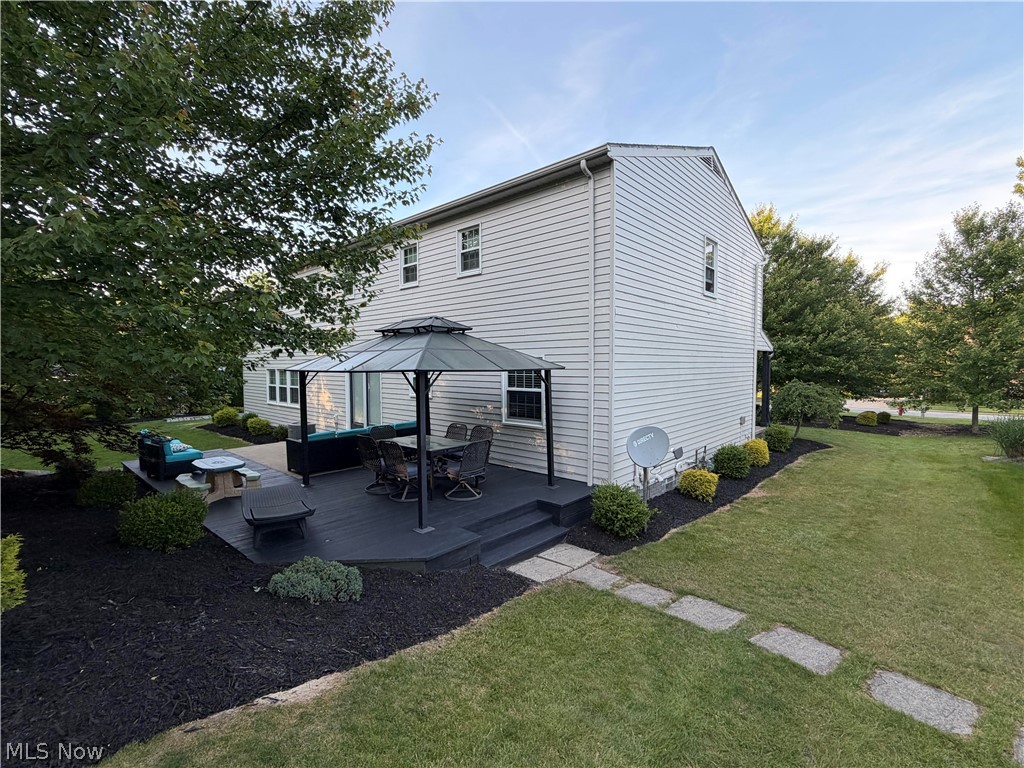 8120 Daventree Drive Brecksville OH 44141