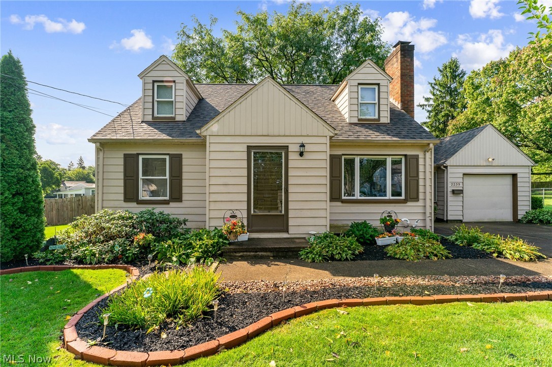 2235 Coral Sea Drive Youngstown OH 44511