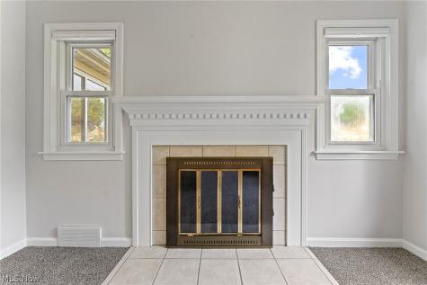 2235 Coral Sea Drive Youngstown OH 44511
