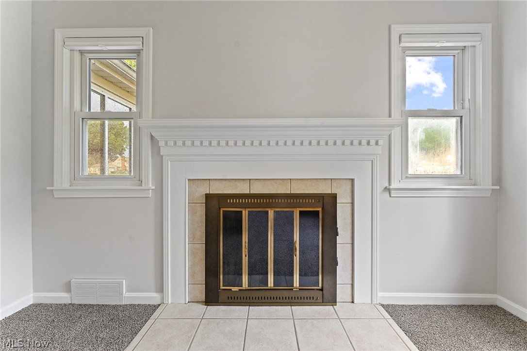 2235 Coral Sea Drive Youngstown OH 44511