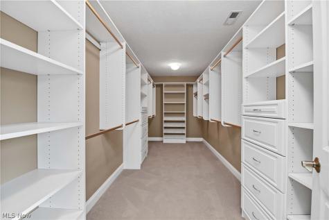 36591 Wendell Street Avon OH 44011