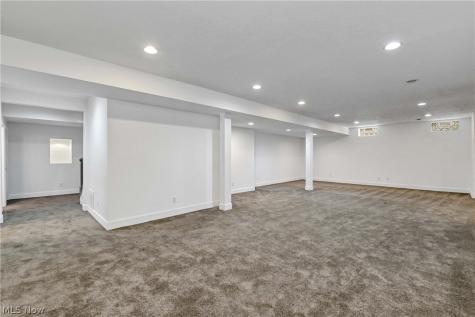 36591 Wendell Street Avon OH 44011