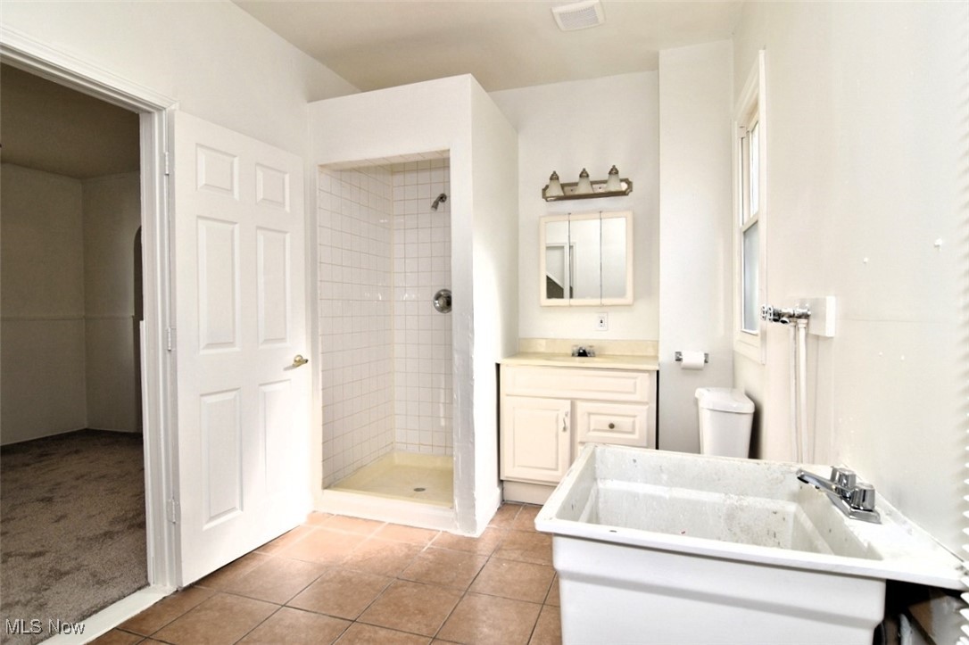 3151 W 92nd Street Cleveland OH 44102