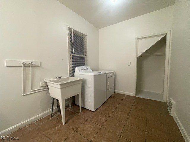 3151 W 92nd Street Cleveland OH 44102