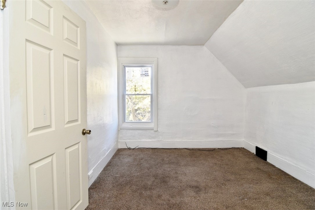 3151 W 92nd Street Cleveland OH 44102