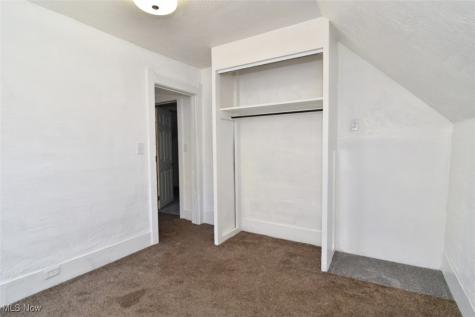 3151 W 92nd Street Cleveland OH 44102