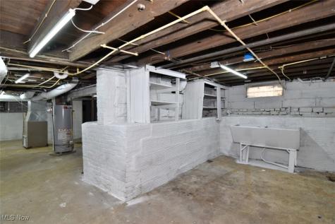 3151 W 92nd Street Cleveland OH 44102