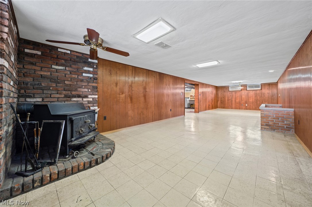 7227 Oakwood Road Parma OH 44130