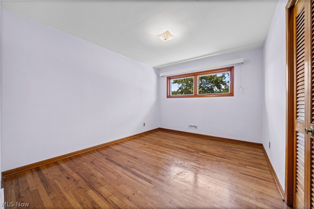7227 Oakwood Road Parma OH 44130