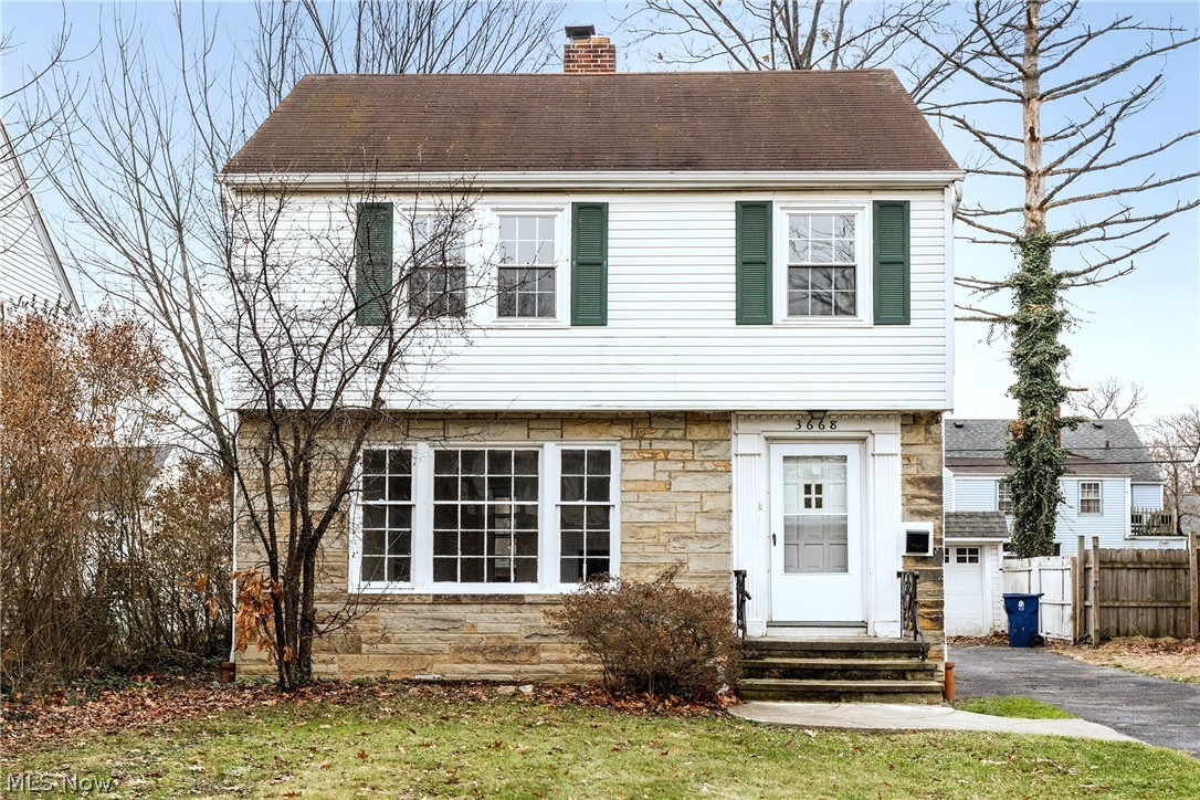 3668 Grosvenor Road Cleveland Heights OH 44118