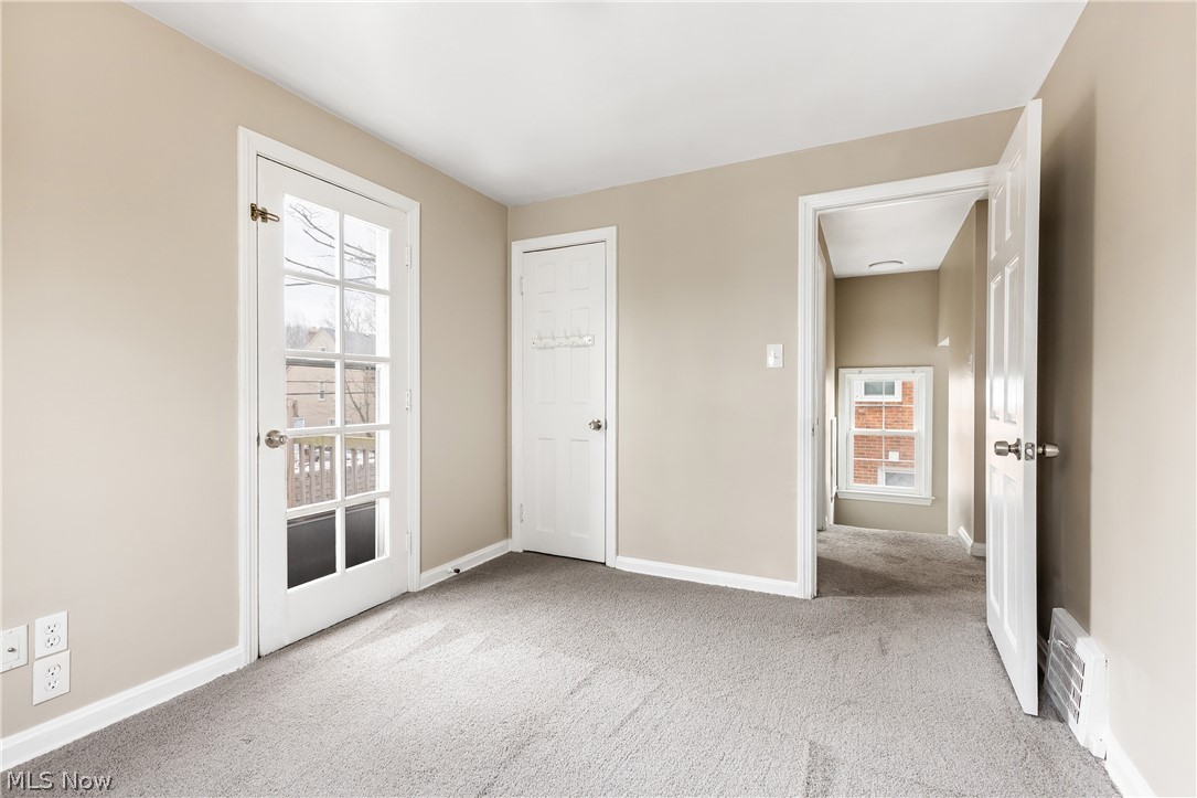 3668 Grosvenor Road Cleveland Heights OH 44118