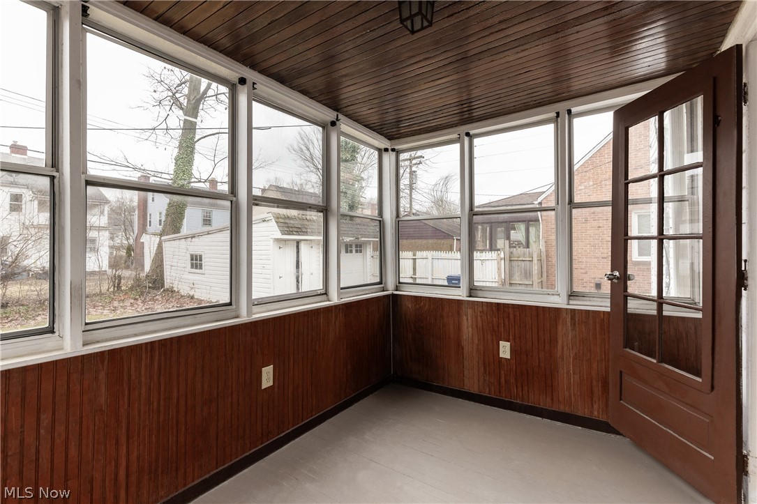 3668 Grosvenor Road Cleveland Heights OH 44118