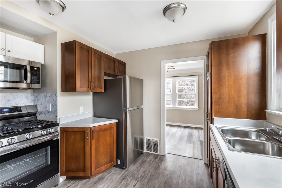 3668 Grosvenor Road Cleveland Heights OH 44118