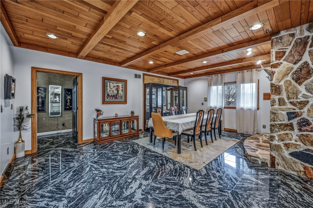 9175 Detwiler Road Canfield OH 44406