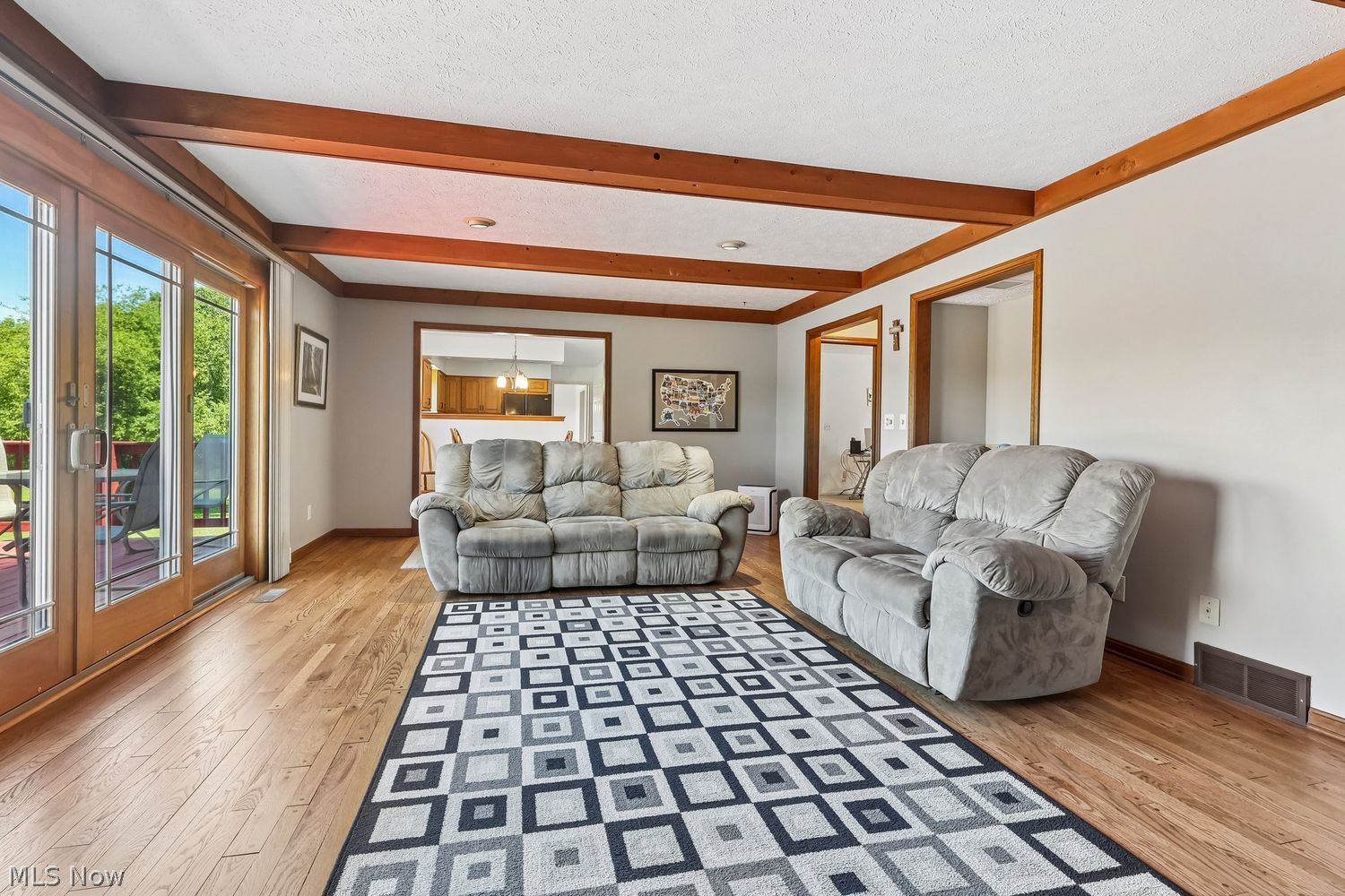 13586 Fox Hills Drive Novelty OH 44072
